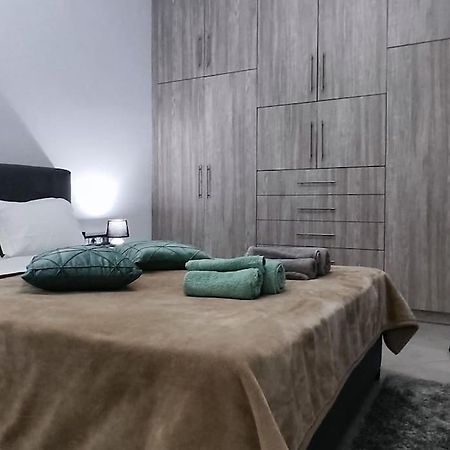 Modern Apartment In إتِيا المظهر الخارجي الصورة