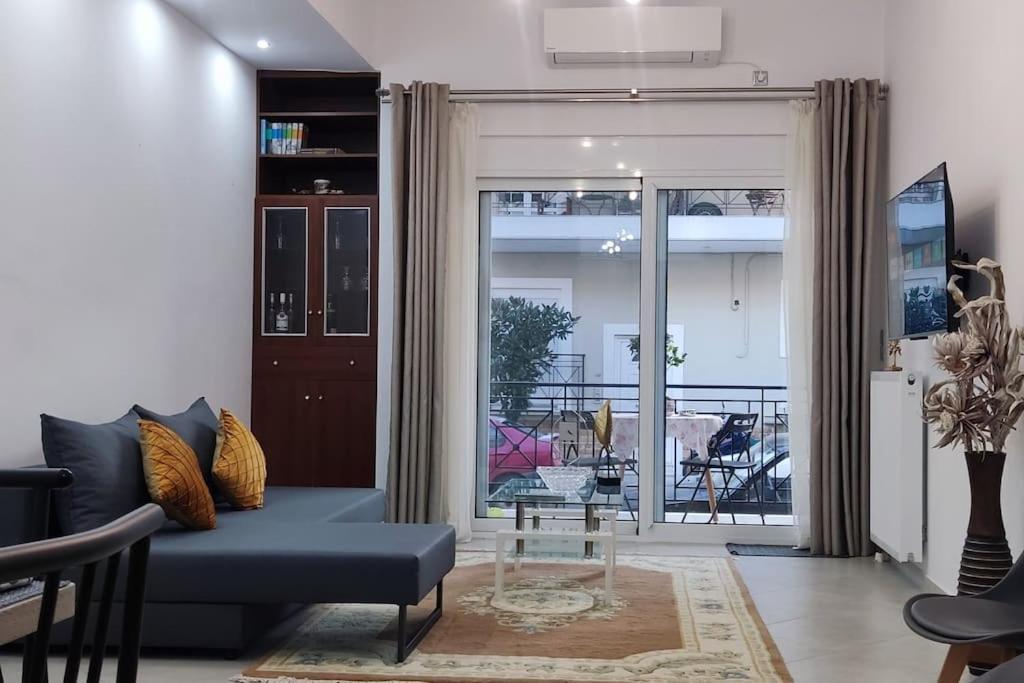 Modern Apartment In إتِيا المظهر الخارجي الصورة
