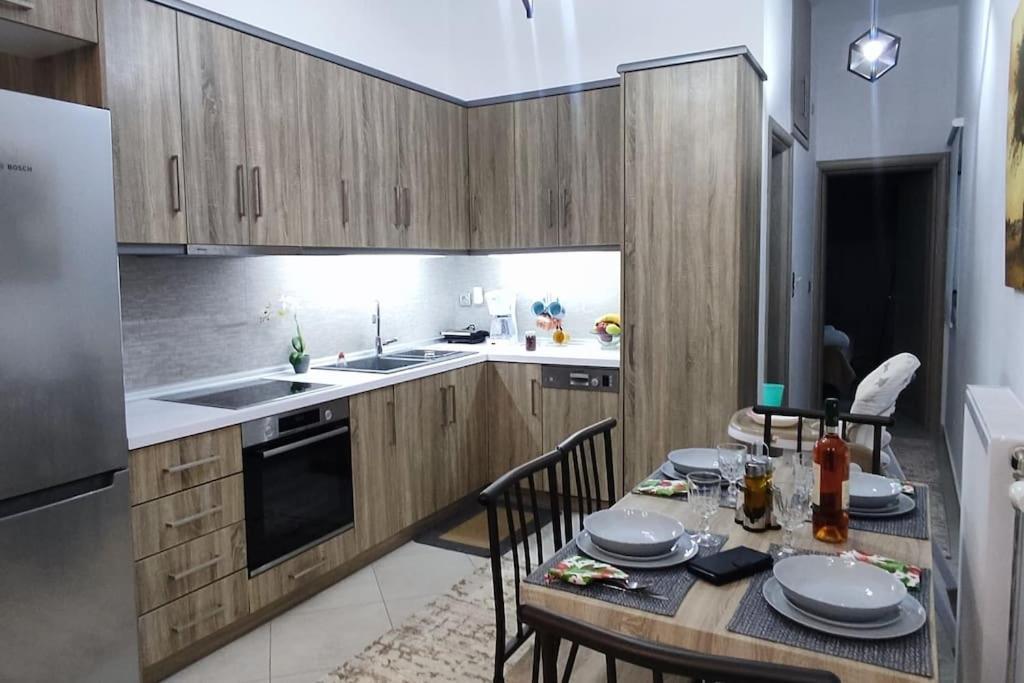 Modern Apartment In إتِيا المظهر الخارجي الصورة