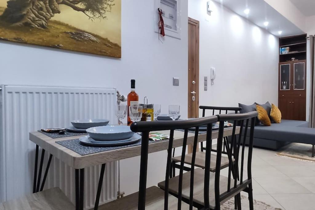 Modern Apartment In إتِيا المظهر الخارجي الصورة